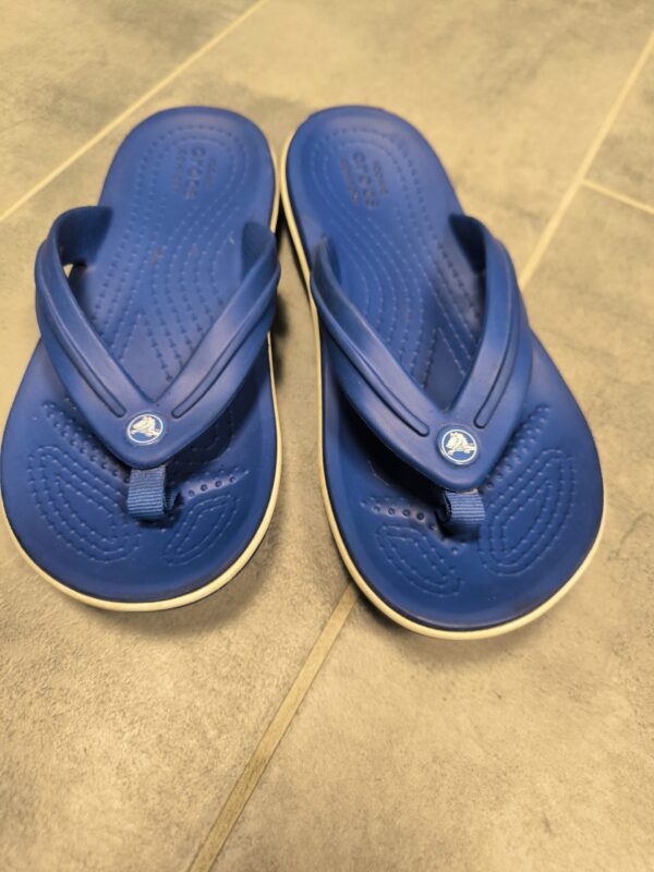 Crocs plätud suurus J2 34-35 - Image 2