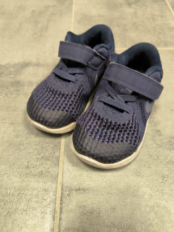 Nike tossud suurus 23.5