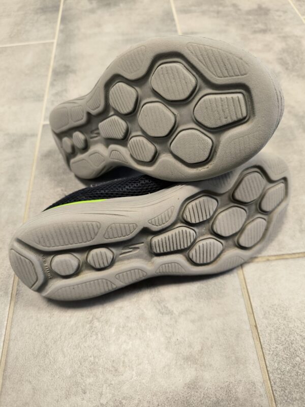 Skechers tossud suurus 35 - Image 4