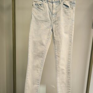Reserved teksad suurus 152