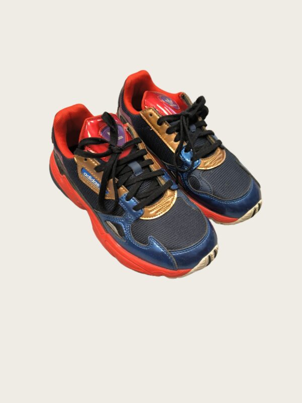 Adidas tossud suurus 36