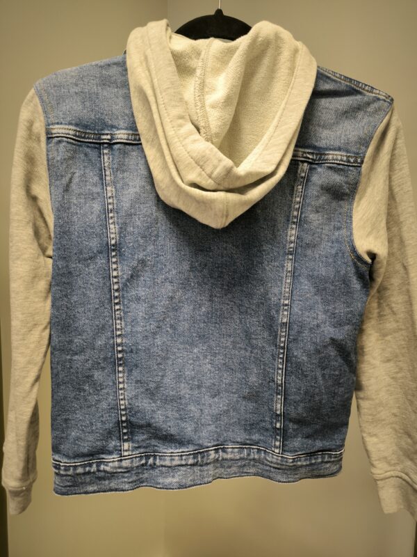 H&M jakk suurus 146 - Image 2