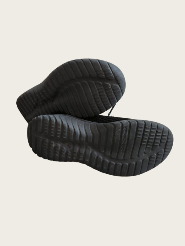 Skechers tossud suurus 28 - Image 4
