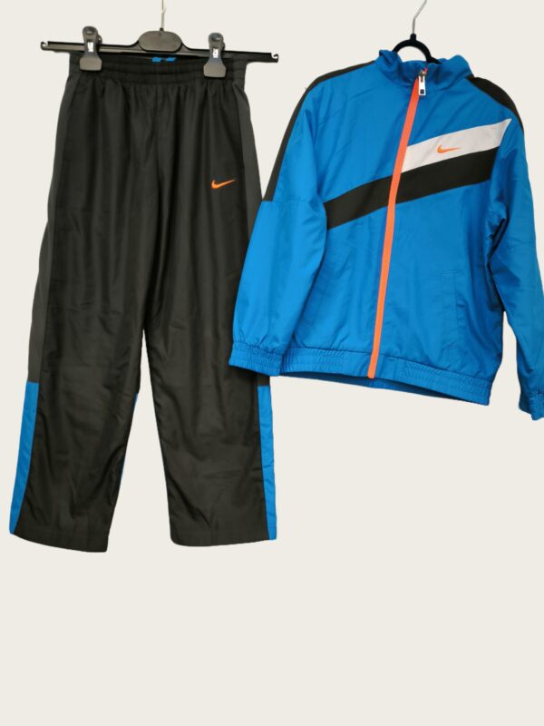 Nike kiledressid suurus 122-128