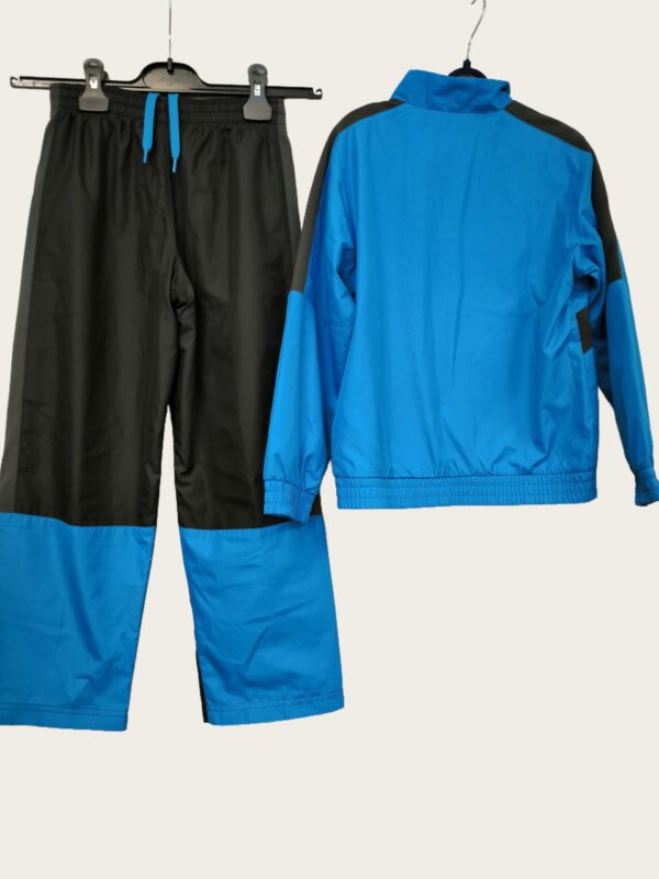 Nike kiledressid suurus 122-128 - Image 4
