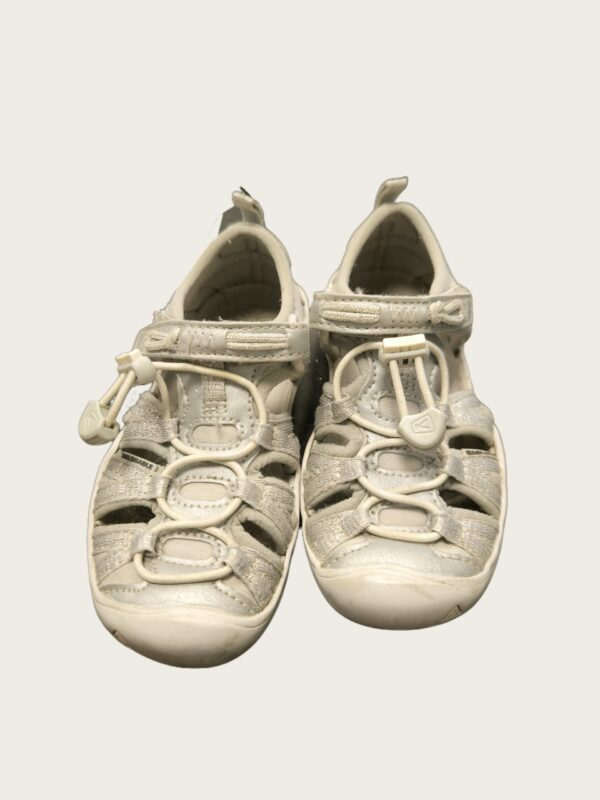 Keen sandaalid suurus u. 26/27