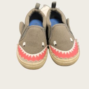 Carters tennised suurus 25