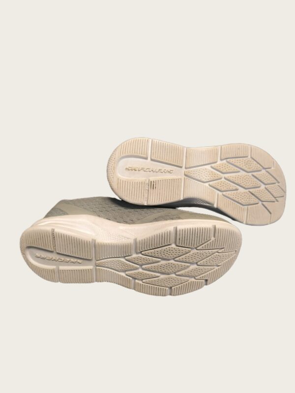 Sketchers tossud suurus 35 - Image 3