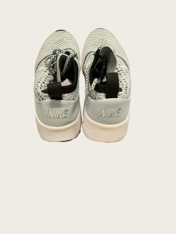 Nike tossud suurus 36,5 - Image 2