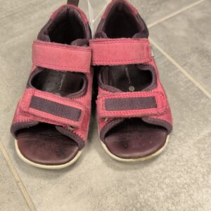 Ecco sandaalid suurus 21
