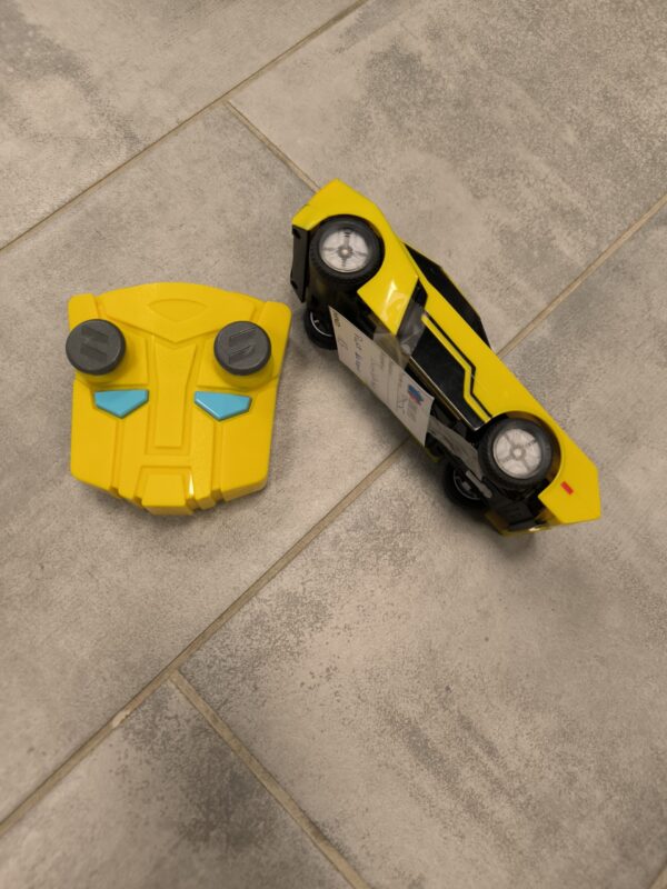 Transformer puldiasuto Bumblebee - Image 2