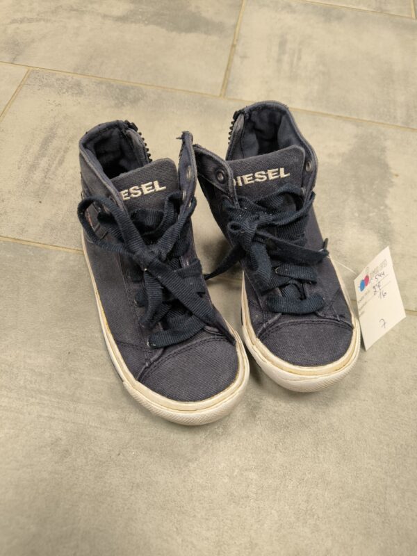 Diesel tennised suurus 27