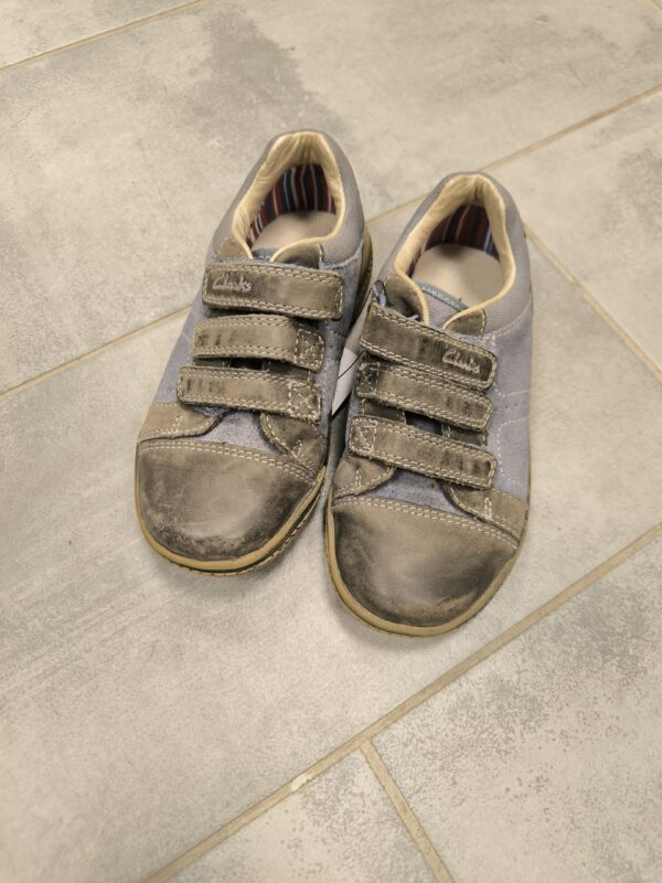 Clarks jalanõud suurus 8,5  27
