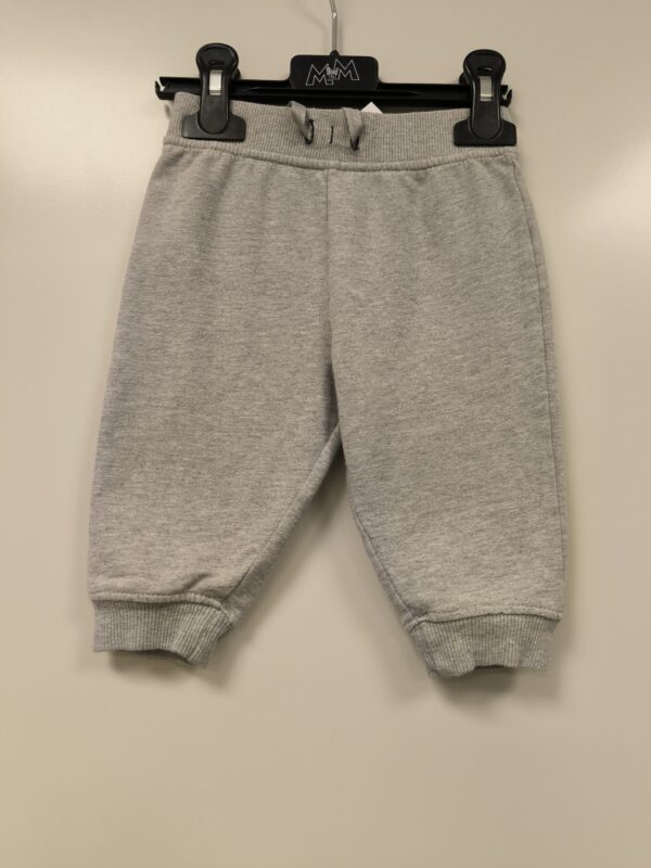 M&S dressipüksid suurus 6-9m.