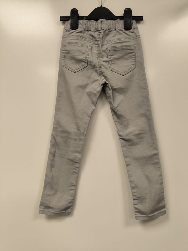 H&M teksad suurus 110 - Image 2