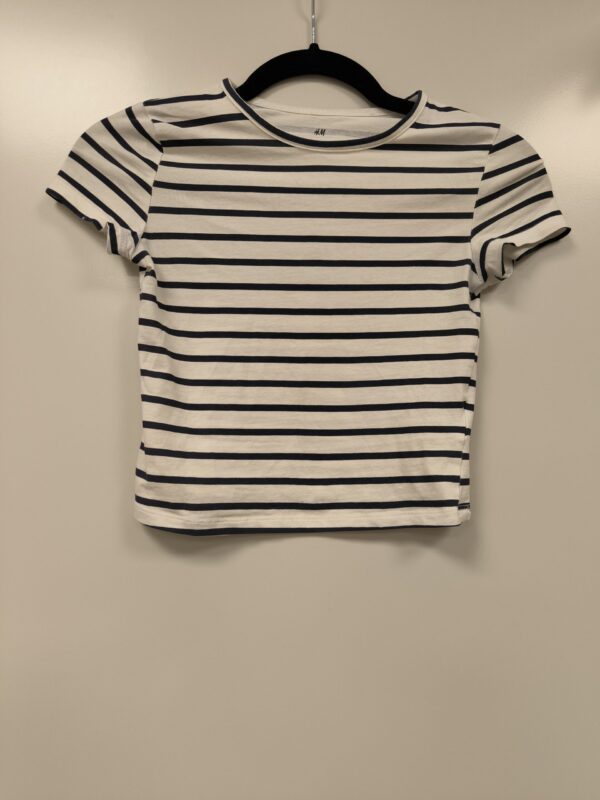 H&M triibuline t-särk suurus 134-140