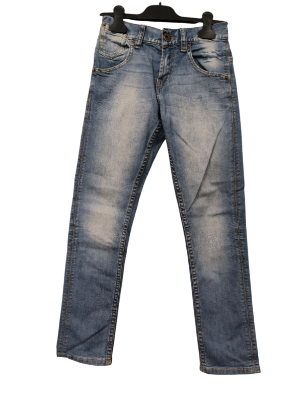 Levis teksad suurus 140