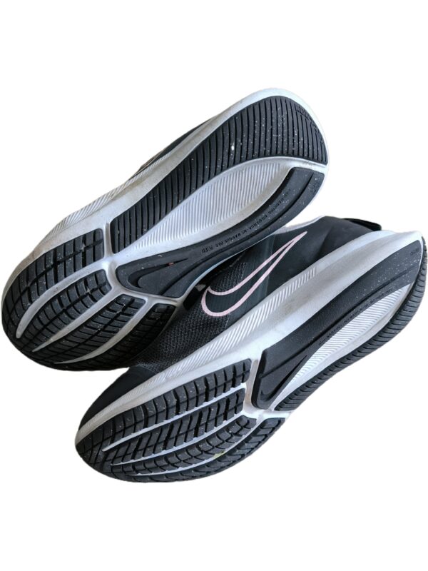 Nike tossud suurus 31,5 - Image 3