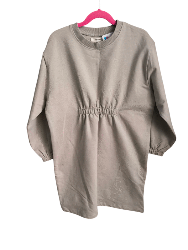 Reserved dressikleit suurus 128