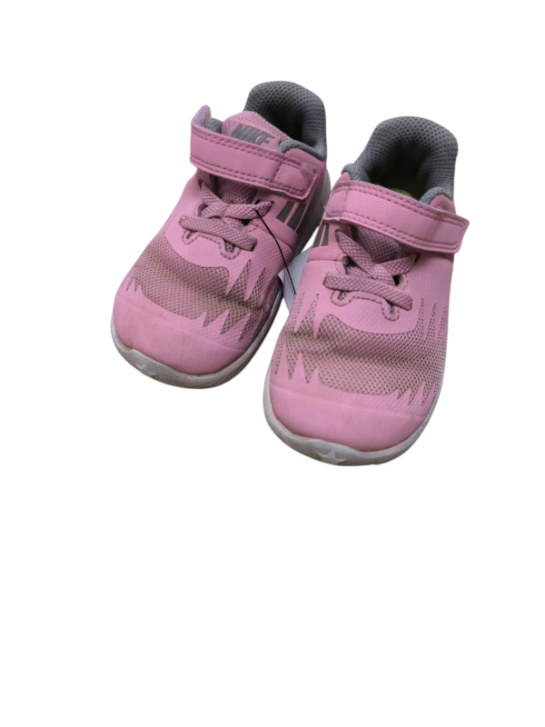 Nike tossud suurus 22