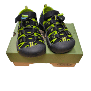 Keen uued sandaalid suurus 27-28