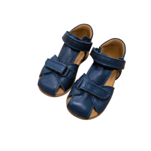 Melton sandaalid suurus 23