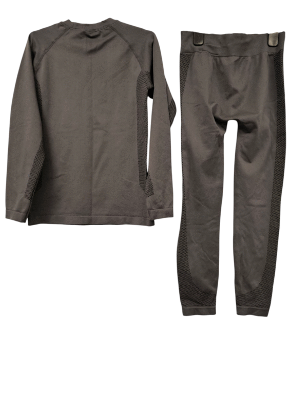 H&M sport komplekt suurus 122-128 - Image 2