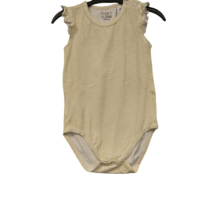 Hust and Claire body suurus 92