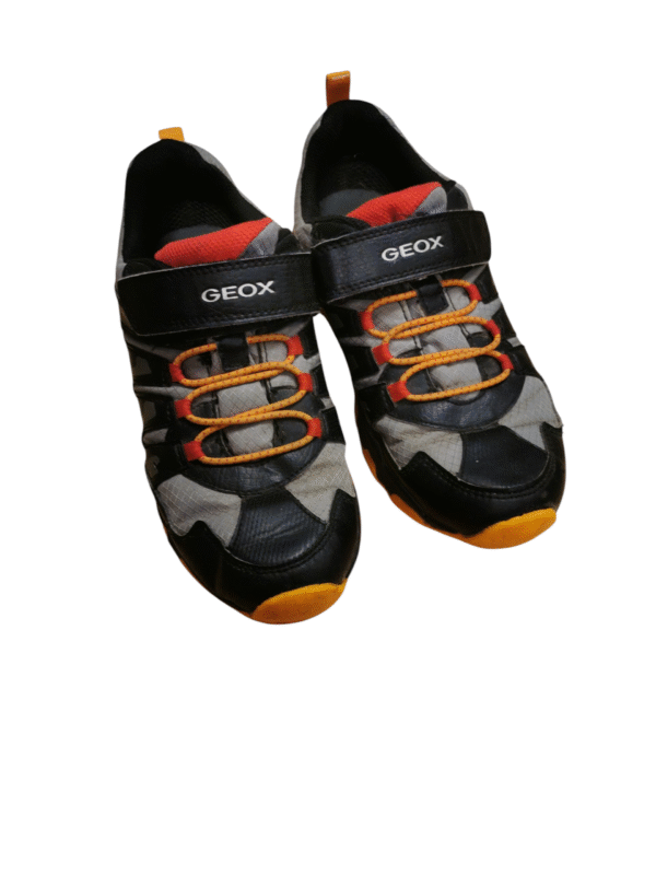 Geox tossud suurus 35