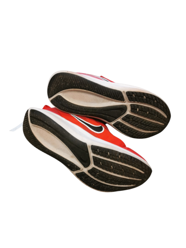 Nike tossud suurus 34 - Image 3
