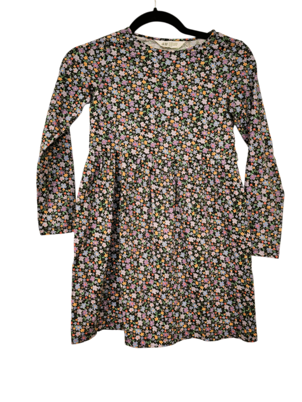 H&M kleit suurus 134-140