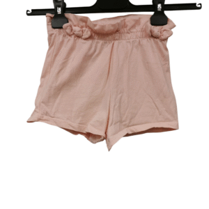 George lühikesed püksid suurus 4-5a.