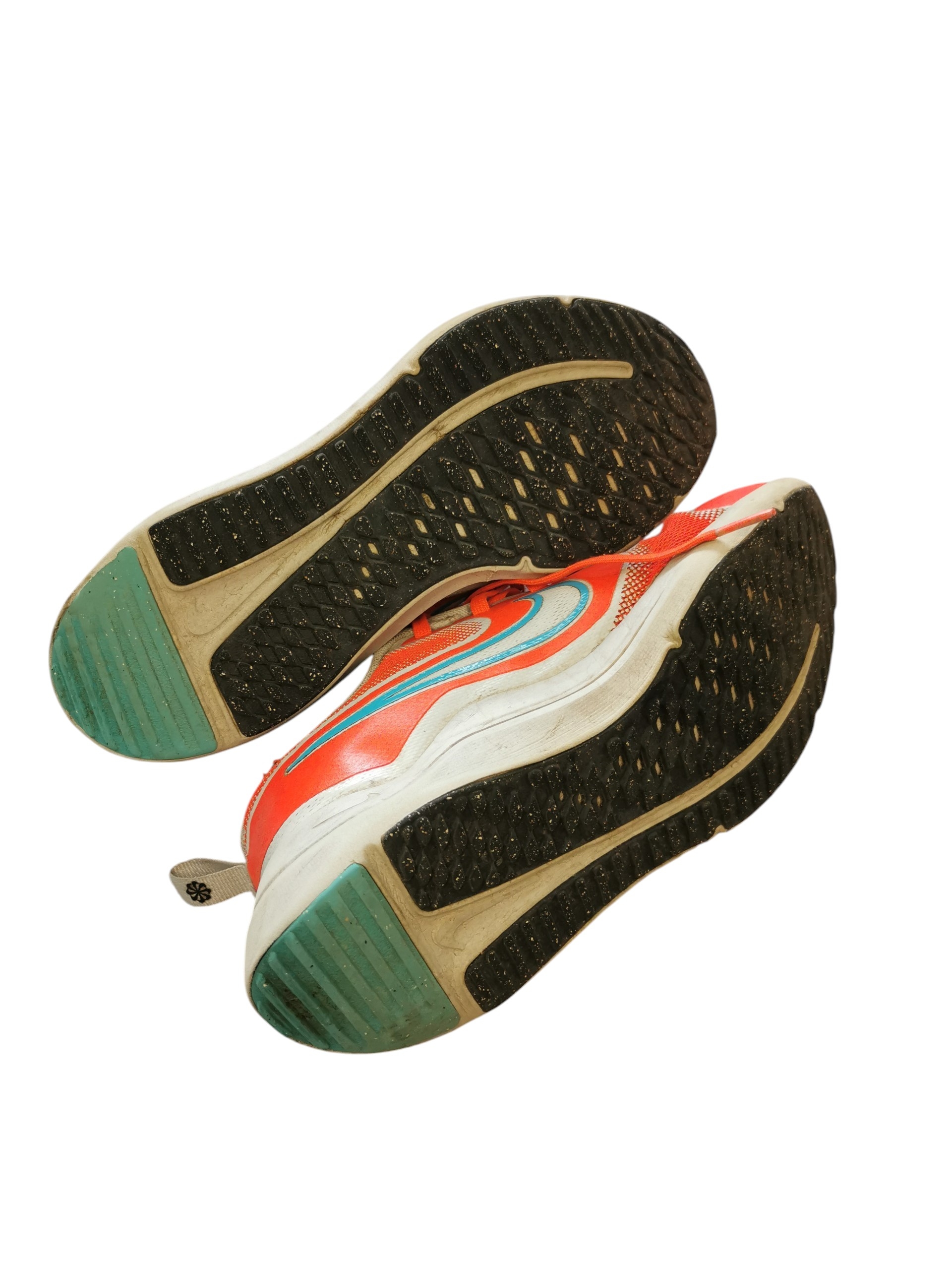 Nike tossud suurus 36,5 - Image 3