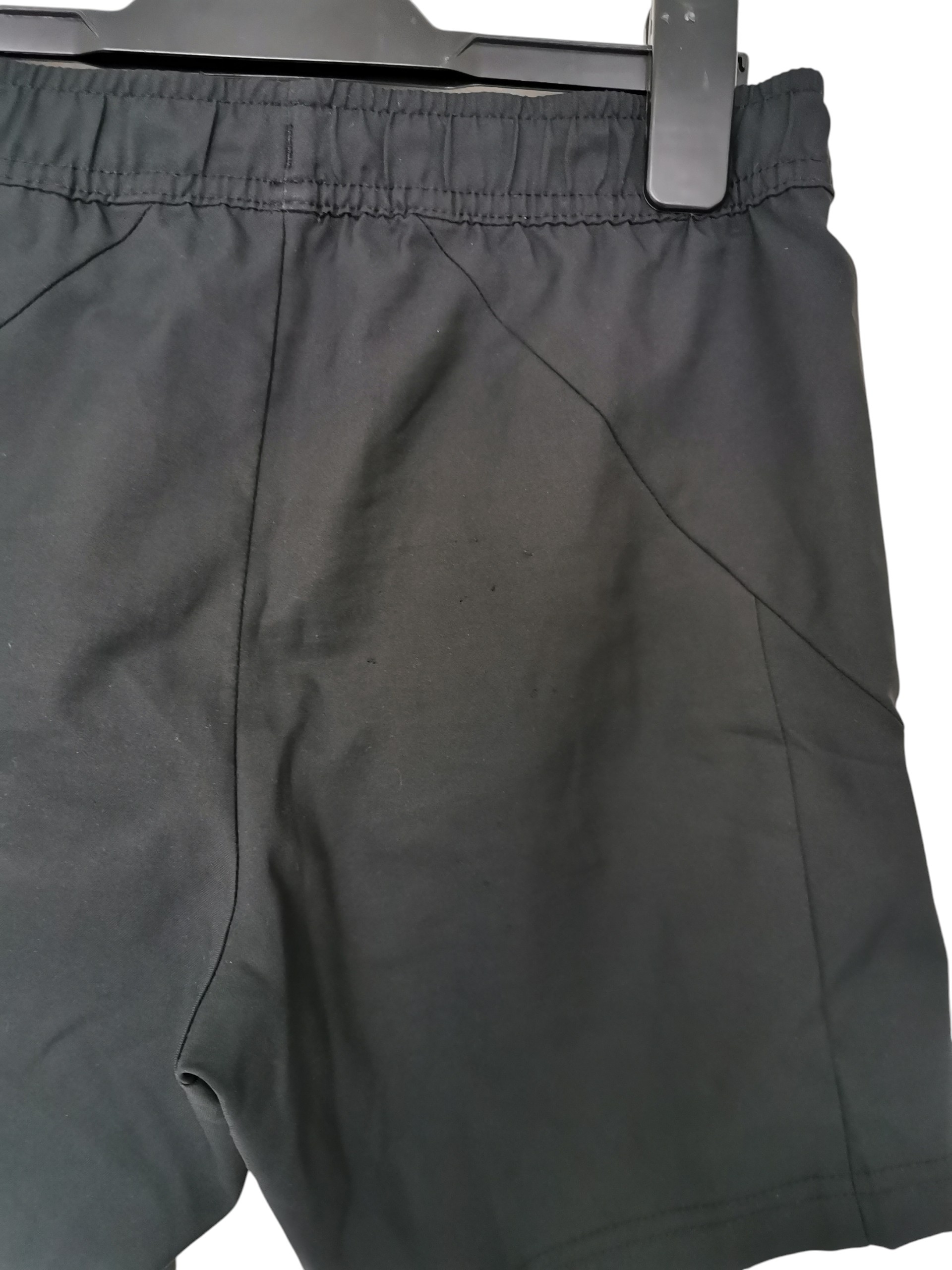 Nike lühikesed spordipüksid suurus 128-137 - Pilt 3