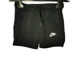 Nike lühikesed püksid suurus 137-146